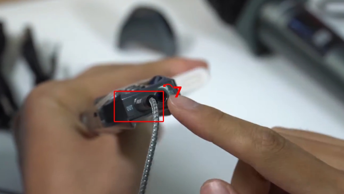 Hướng dẫn cách hát karaoke trên loa Harman Kardon - bước 2.1