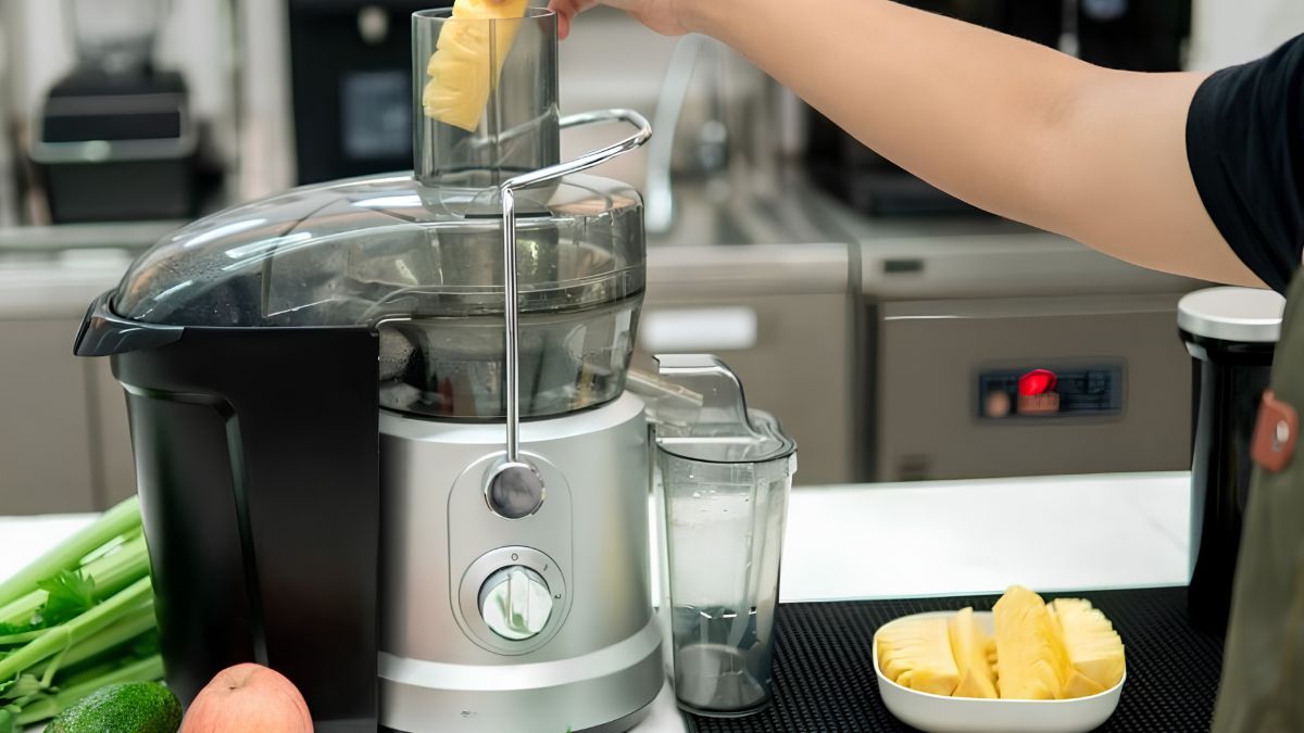 Tiêu chí chọn máy ép trái cây chuyên dụng cho quán