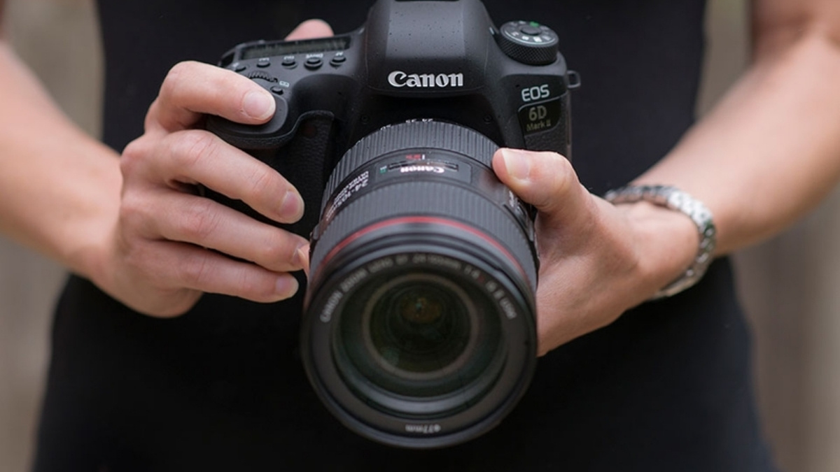 Tại sao máy ảnh Canon không chụp được? - ống kính chưa gắn đúng