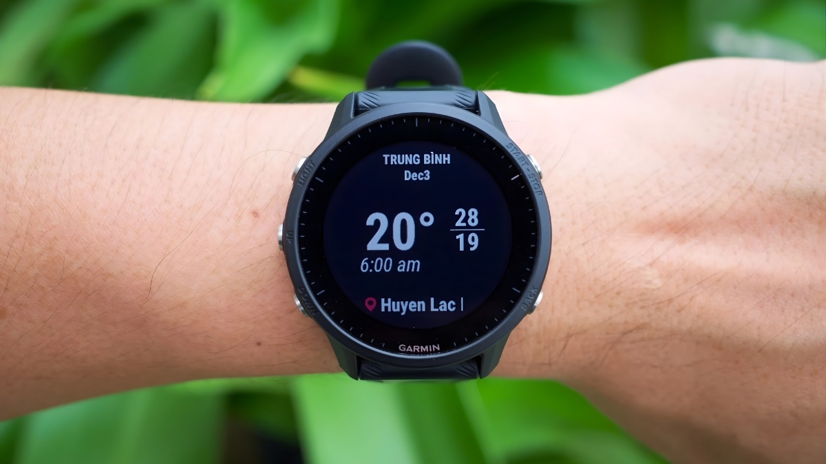 các loại đồng hồ chạy bộ - Garmin Forerunner 955