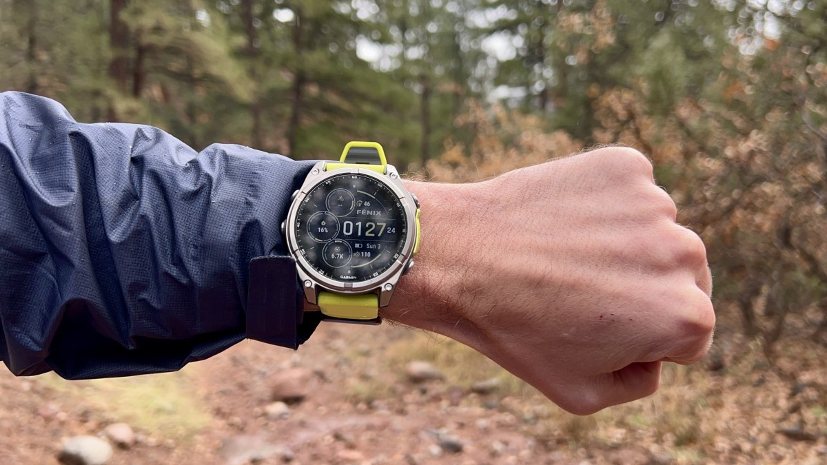Garmin Fenix 8 đồng hồ thông minh nam mặt tròn