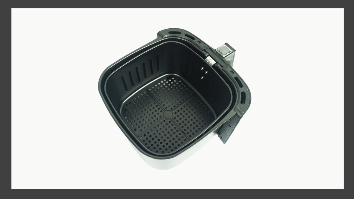 Nồi chiên không dầu Sharp của nước nào? An toàn và vệ sinh