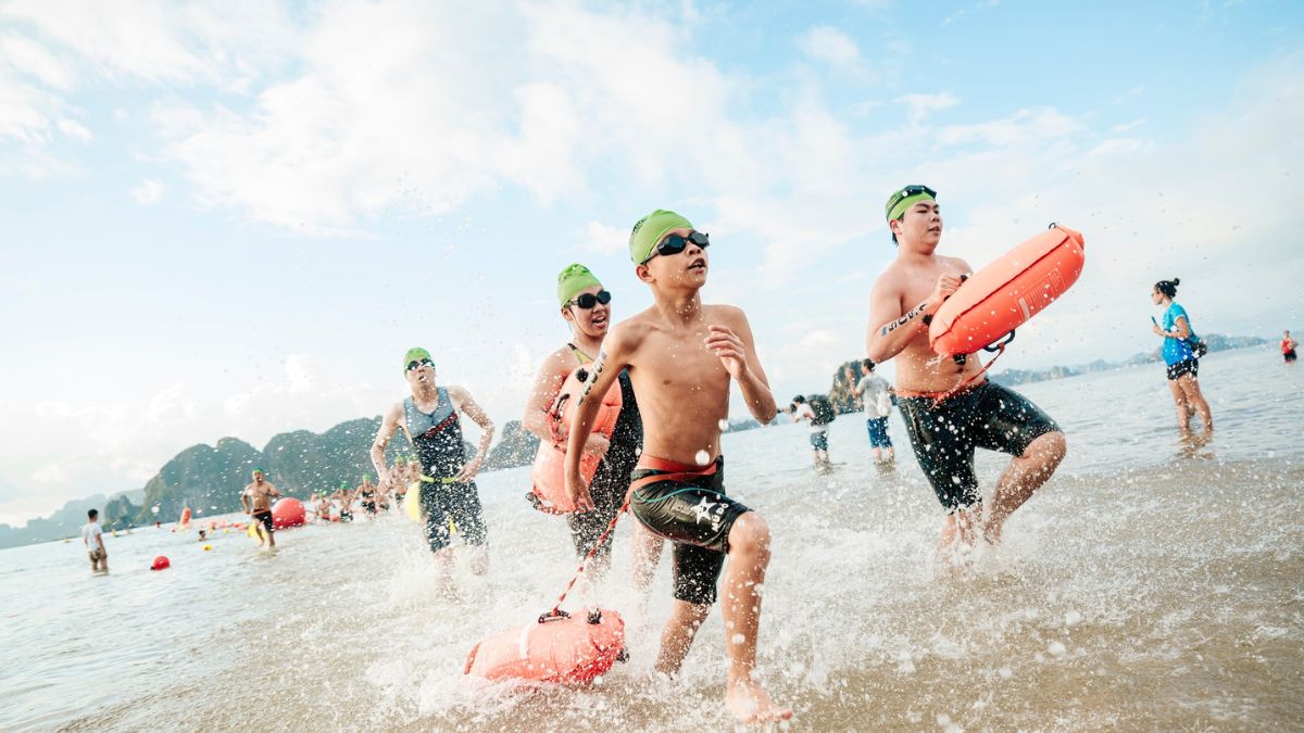 Cự ly Aqua Warriors Vân Đồn