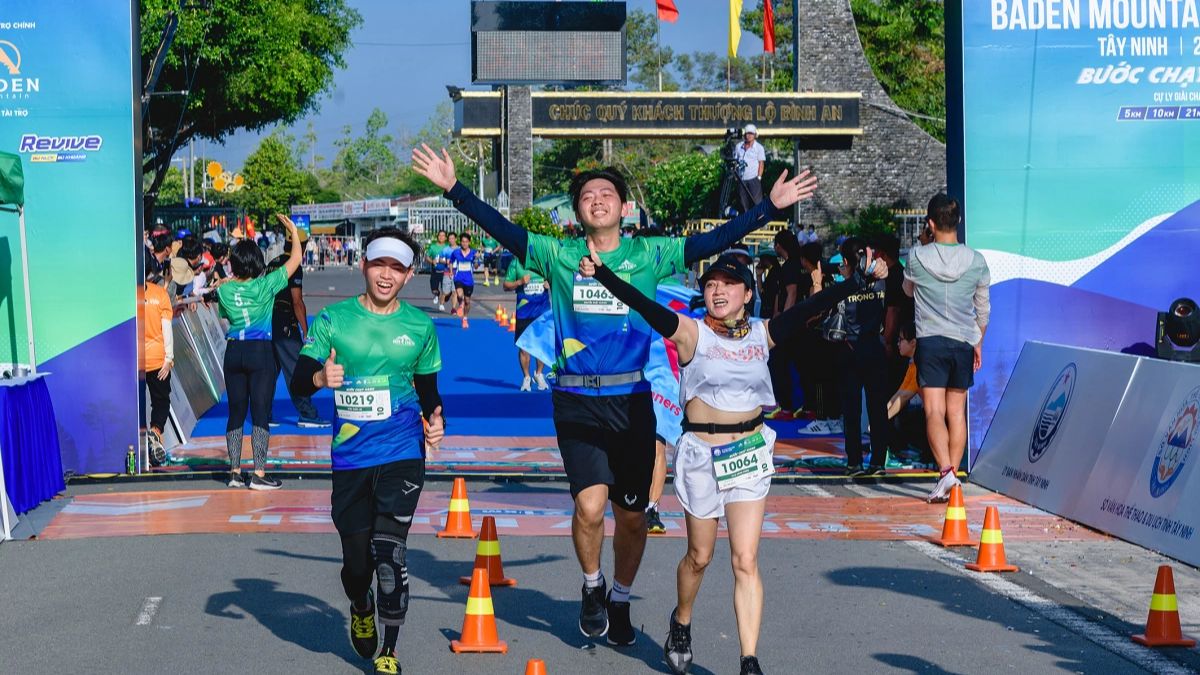 Giải Marathon Quốc tế núi Bà Đen là sự kiện chạy bộ Tây Ninh