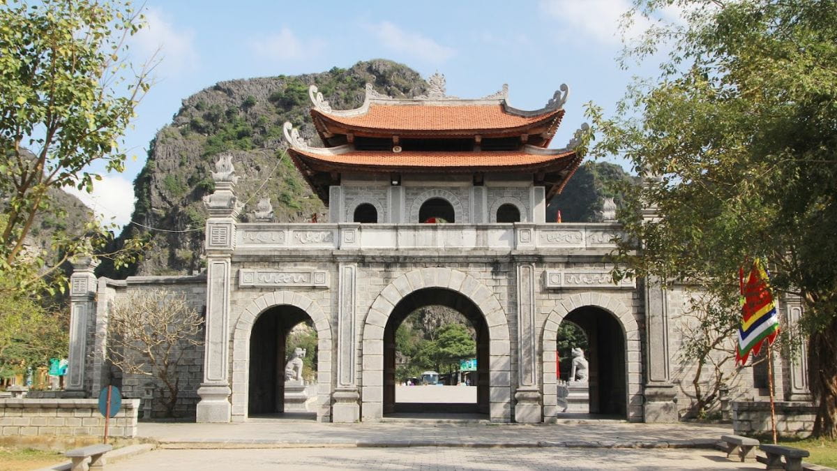 Danh lam thắng cảnh Ninh Bình Hoa Lư