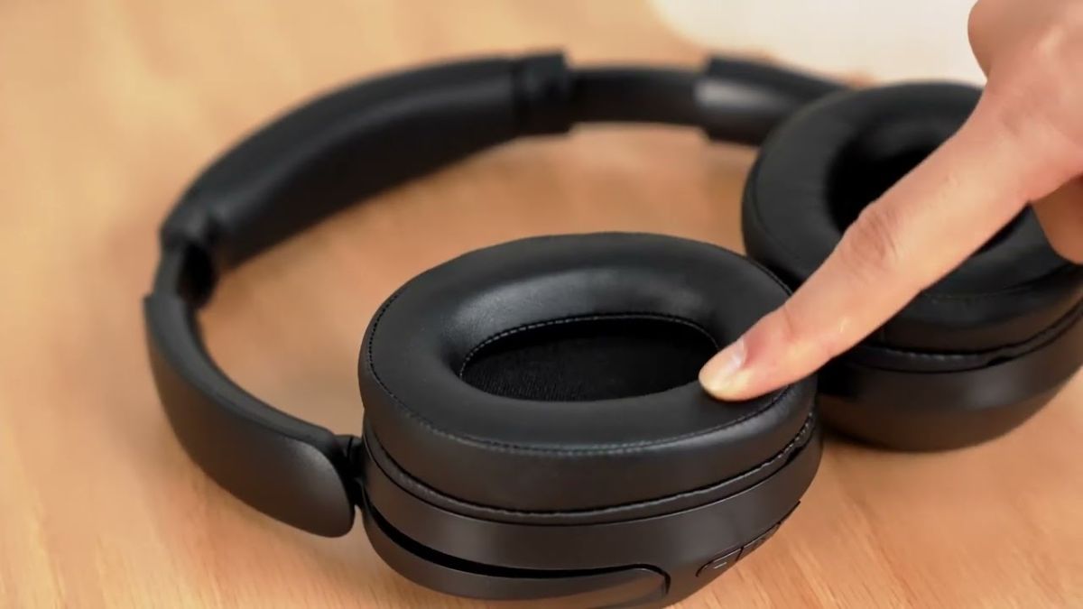 Thiết kế và chất liệu đệm tai ảnh hưởng đến vành tai