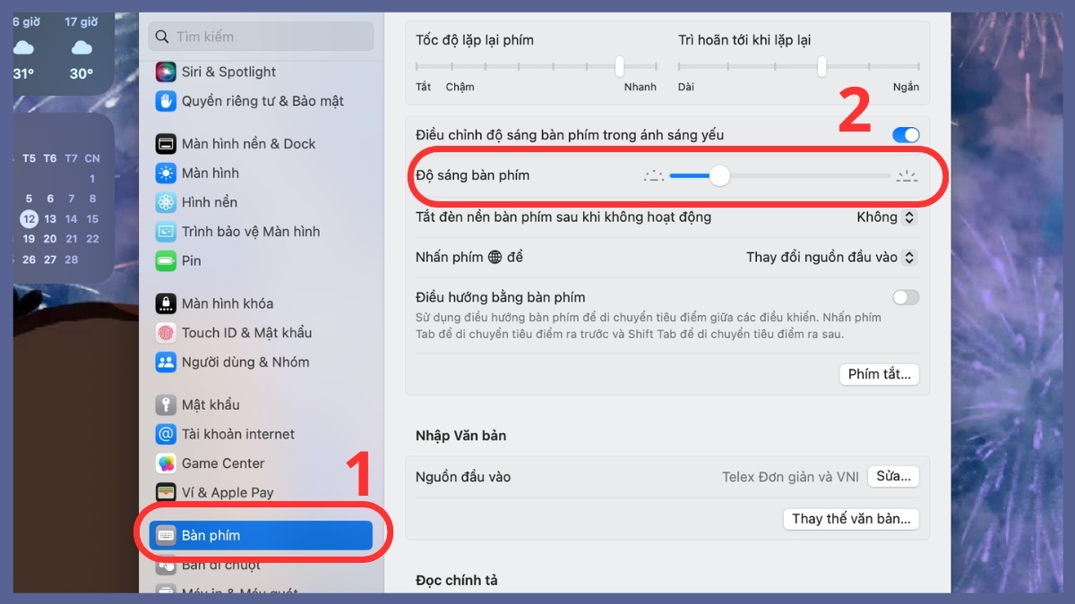 Sử dụng menu cài đặt để thiết lập chế độ tự động bật đèn cho bàn phím MacBook