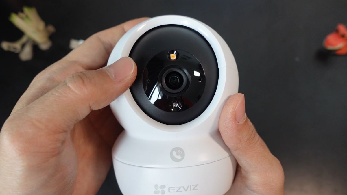 Tìm kiếm địa chỉ mua camera WiFi Ezviz C6N uy tín