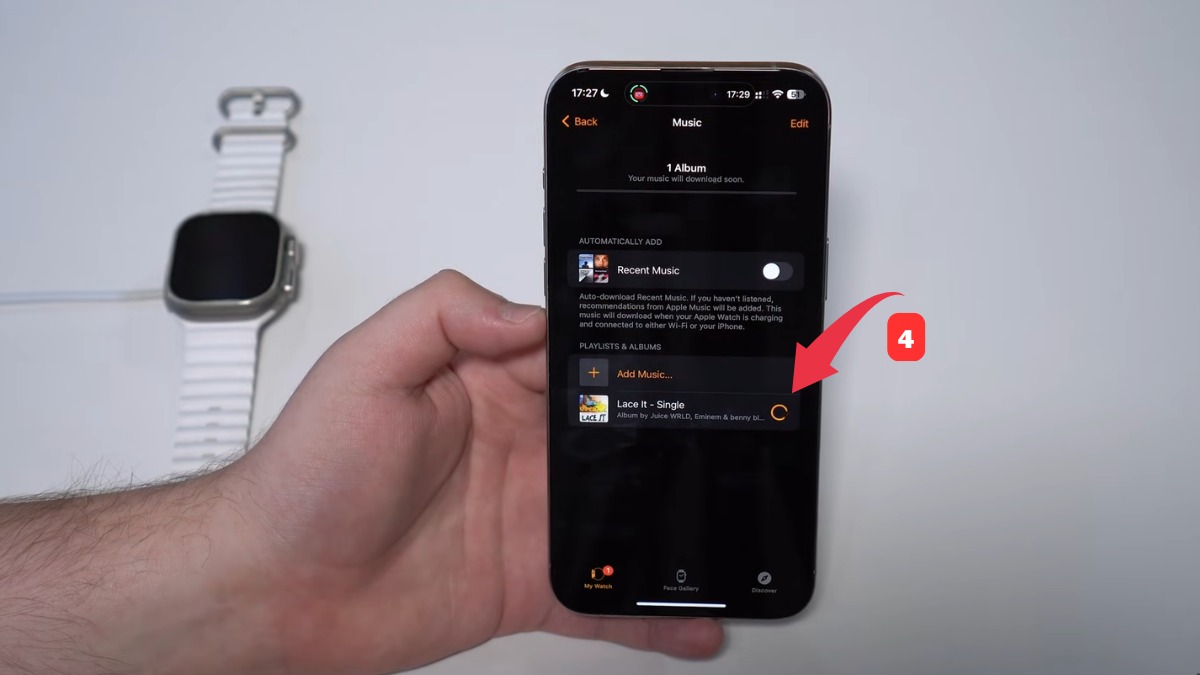 Chờ bài hát được đồng bồ trên smartwatch