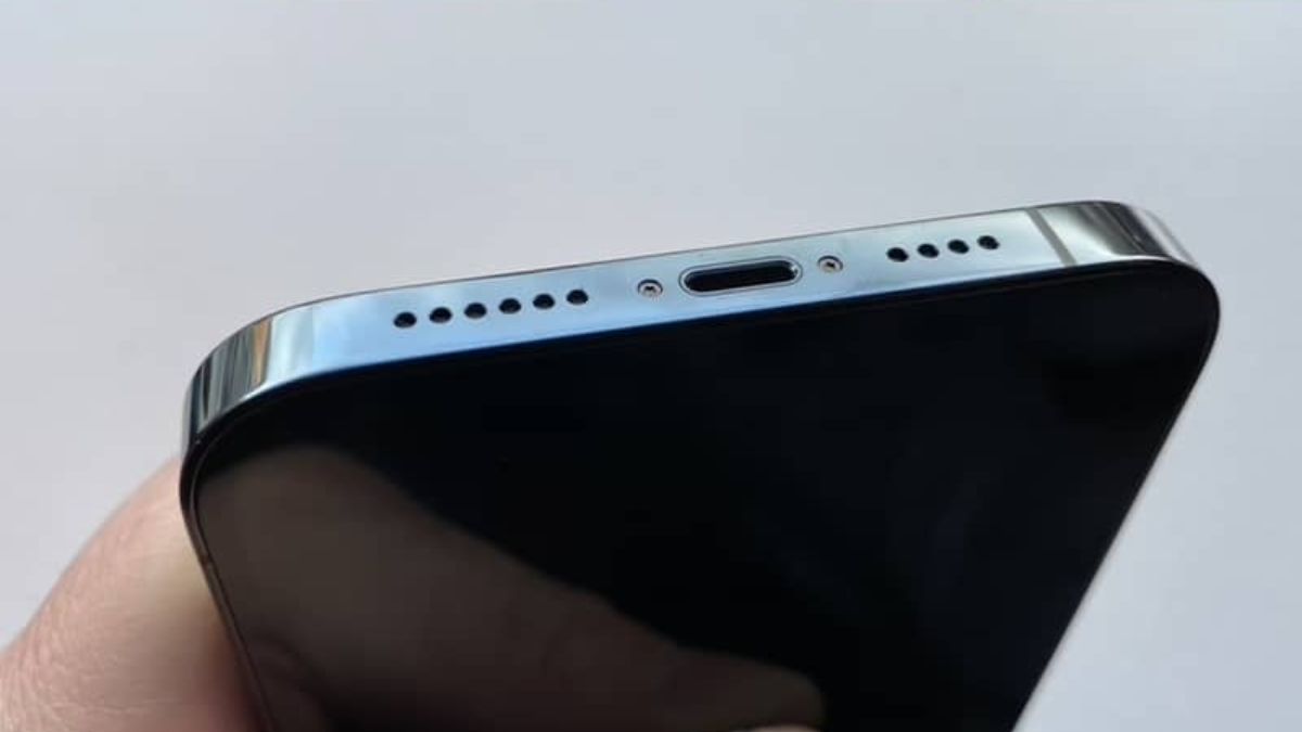 iPhone 13 Pro Max tương thích với cổng sạc 20W