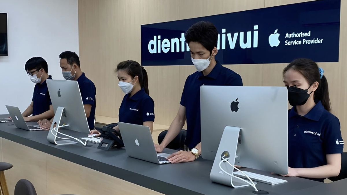 Điện Thoại Vui và CareS là trung tâm thay pin iPhone uy tín trên thị trường