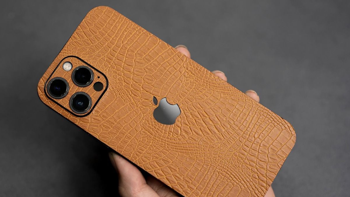 Dán decal, skin che tạm phần mặt kính vỡ