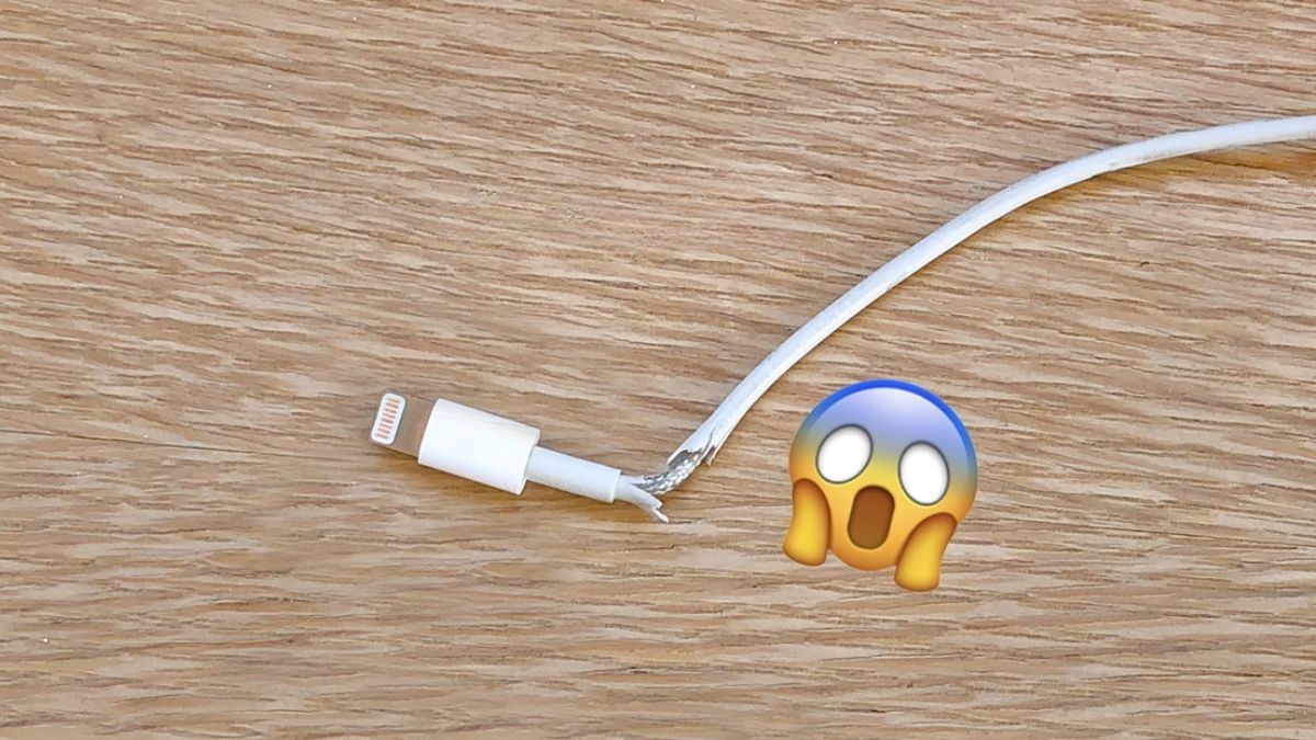 Cáp sạc iPhone lỗi nên không vào pin