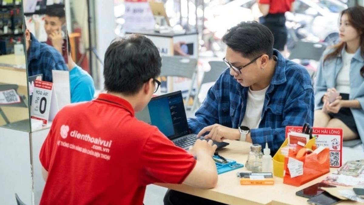 Điện Thoại Vui là trung tâm sửa iPhone uy tín