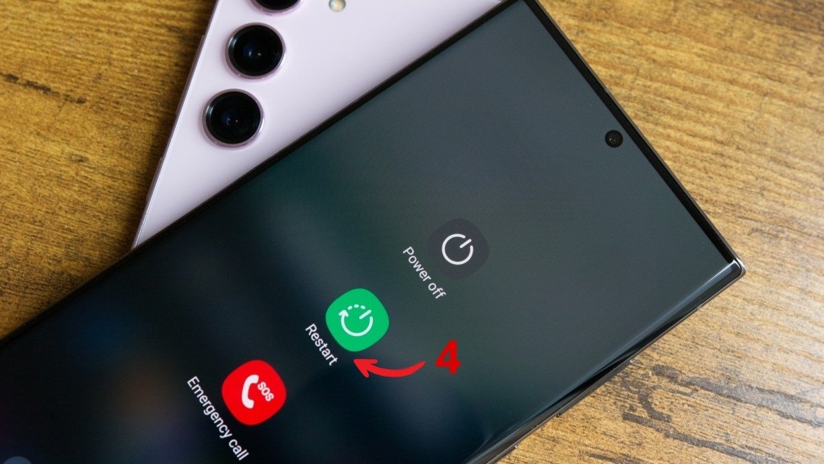 Khởi động lại máy sau khi cập nhật xong