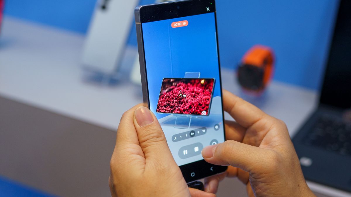 Kiểm tra lỗi không quay được video bằng ứng dụng khác