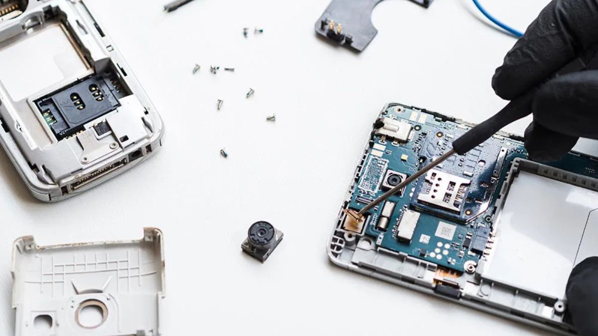 Điện Thoại Vui là nơi để khách hàng an tâm sửa màn hình iPhone bị loang mực