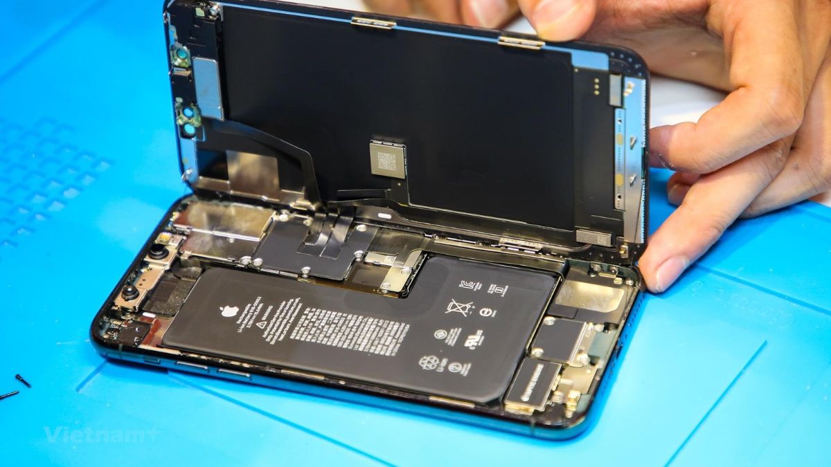 Nên tìm kiếm địa chỉ sửa nguồn cho iPhone uy tín, chất lượng