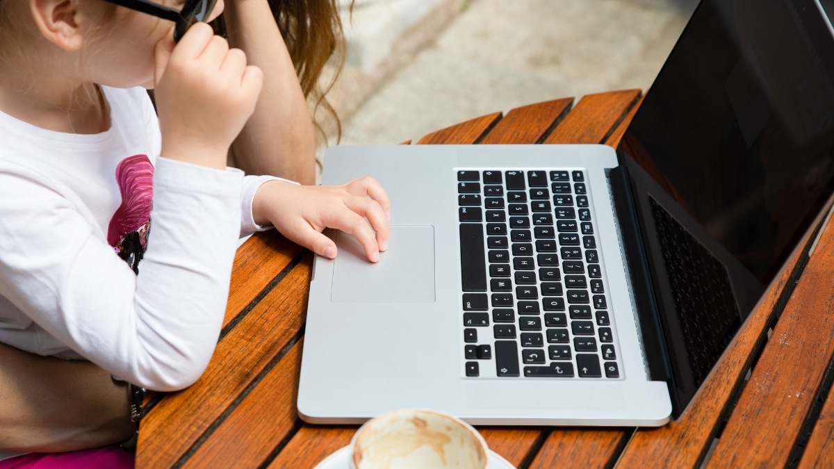 Điểm khác biệt giữa trackpad và chuột rời