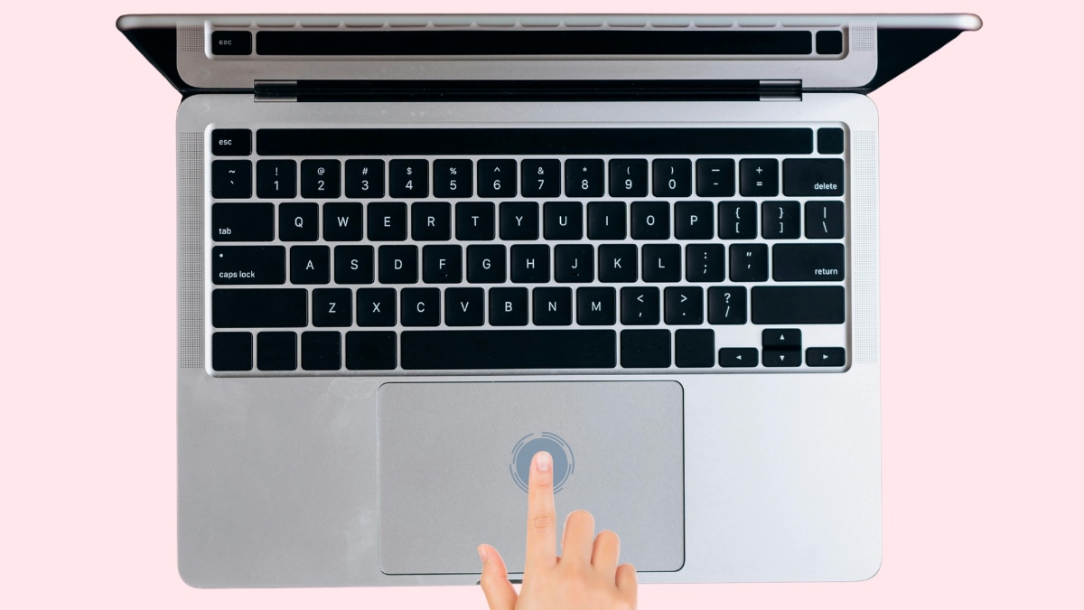 Thao tác click trên Trackpad