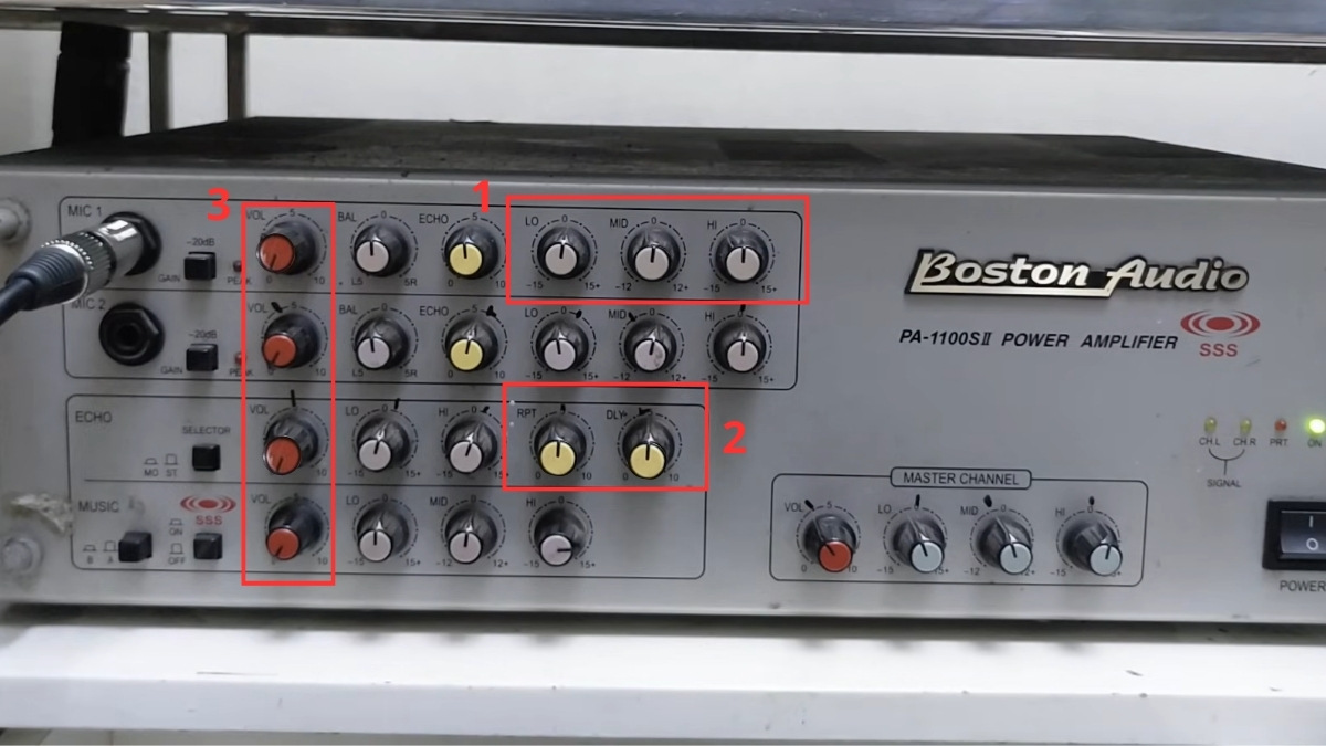 chỉnh micro bị vang