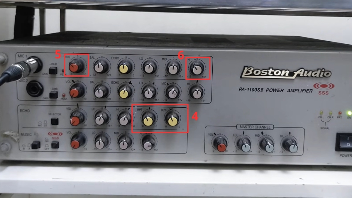 sửa micro bị vang