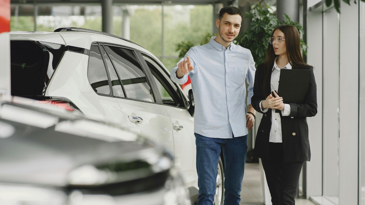 ngày đẹp tháng 11 năm 2025 mua xe