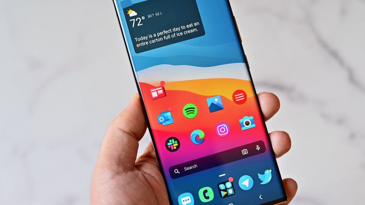 Giao diện Microsoft Launcher trên Android hỗ trợ năng suất và cá nhân hóa, là app trang trí màn hình điện thoại.