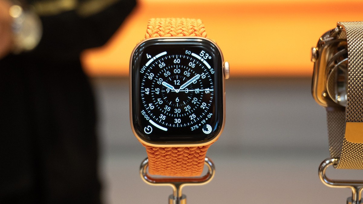 Apple Watch Series 11, một trong các dòng apple watch mới nhất năm 2026.