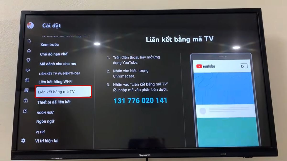 Màn hình hiển thị mã TV hỗ trợ cách đăng nhập youtube trên tivi bằng mã.