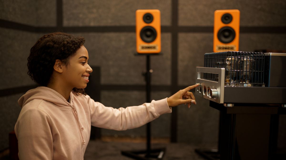 Cách bố trí loa nghe nhạc hay giúp tối ưu âm hình và dải trầm.