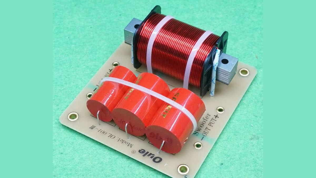 Các thông số kỹ thuật quan trọng trong cách chỉnh Crossover loa sub chuẩn.