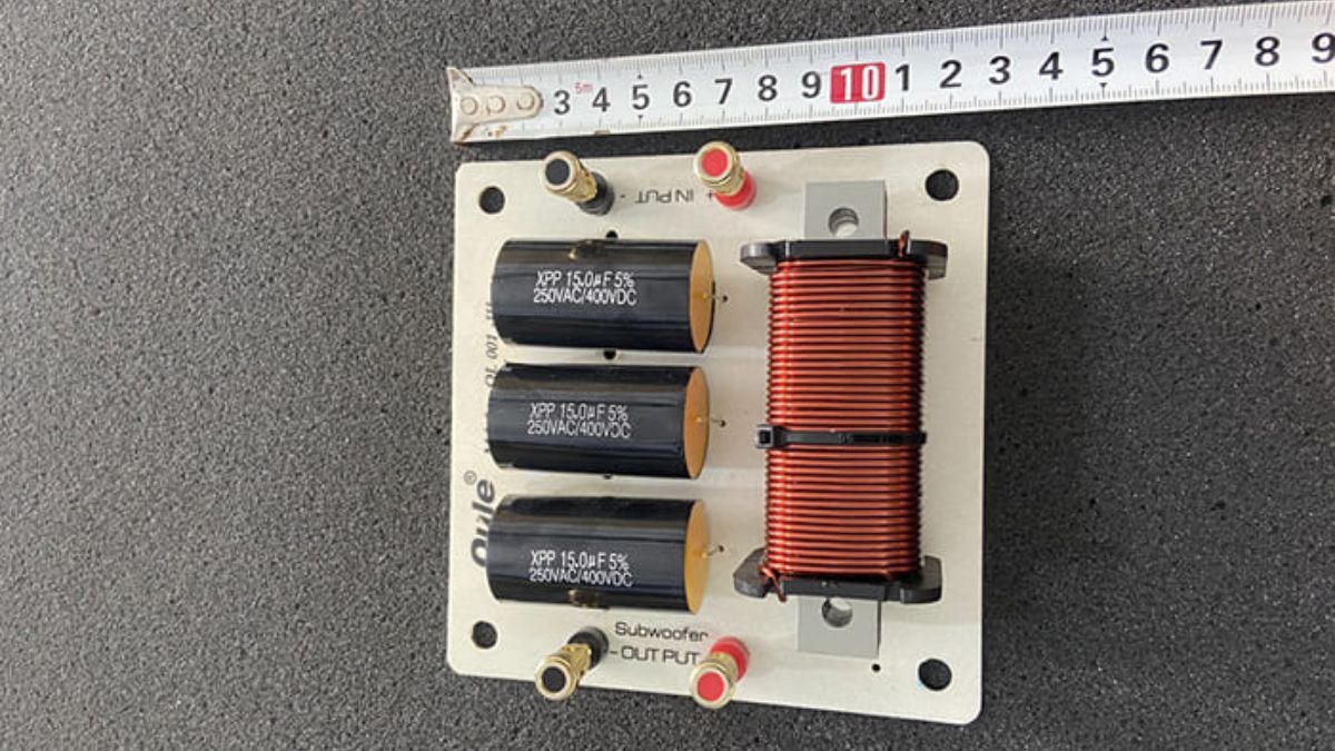 Thiết lập điểm cắt loa sub phù hợp cho dàn âm thanh karaoke gia đình.