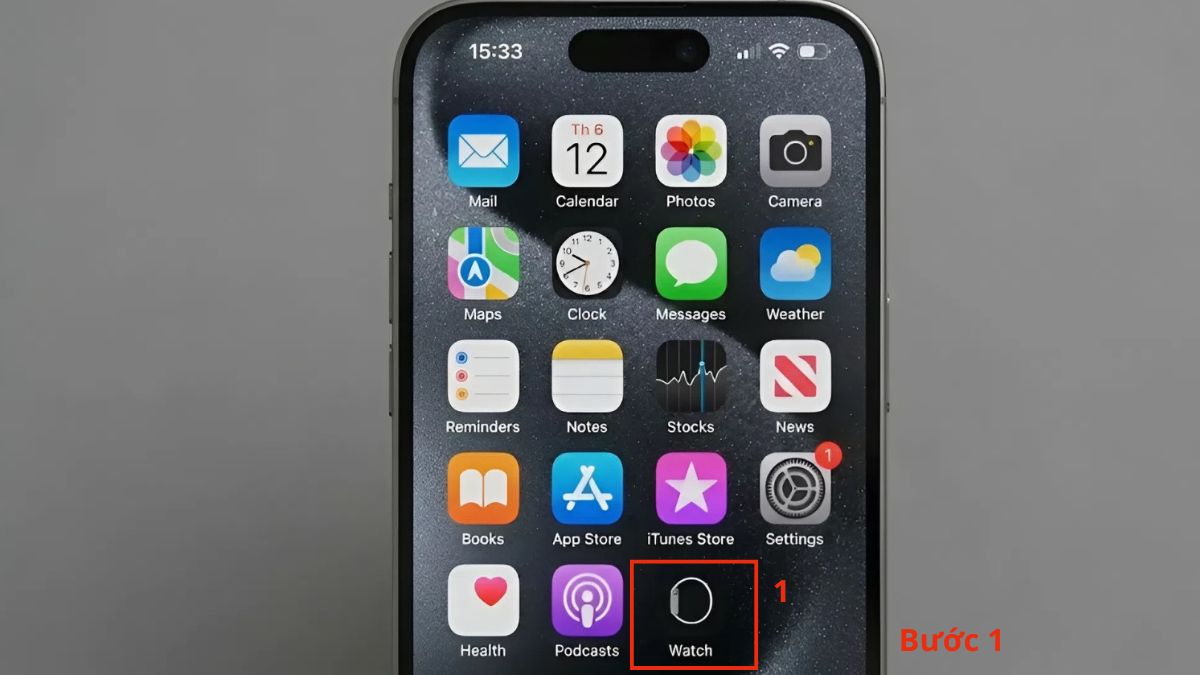 Mở ứng dụng Watch trên iPhone để bắt đầu cách kiểm tra apple watch đời nào nhanh chóng.