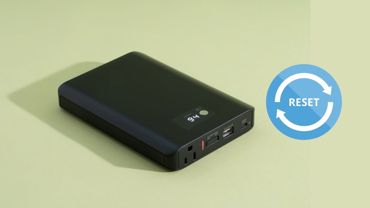 Thao tác reset thiết bị là cách sửa sạc dự phòng không vào điện lỗi phần mềm.