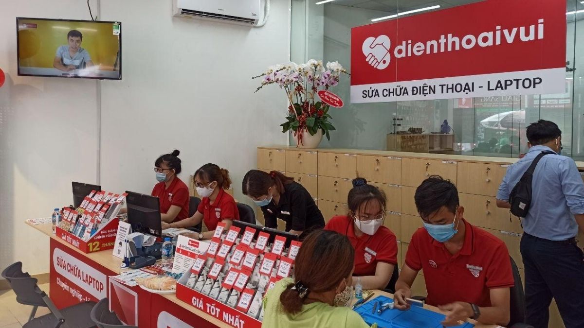 Sửa sạc dự phòng không vào điện uy tín tại trung tâm bảo hành Điện Thoại Vui.