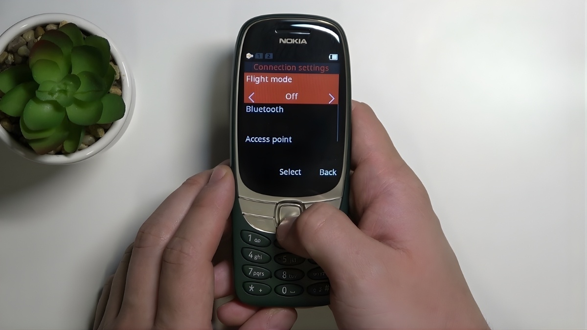 Kiểm tra chế độ máy bay để thực hiện cách tắt cuộc gọi khẩn cấp trên nokia.