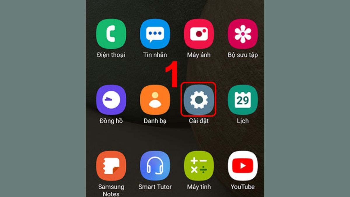 Vào Cài đặt để thực hiện Khôi phục cài đặt gốc khi ch play bị ẩn