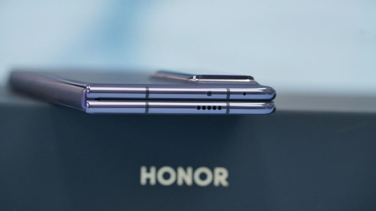 Lịch sử phát triển của hãng Honor của nước nào từ khi thành lập năm 2013.