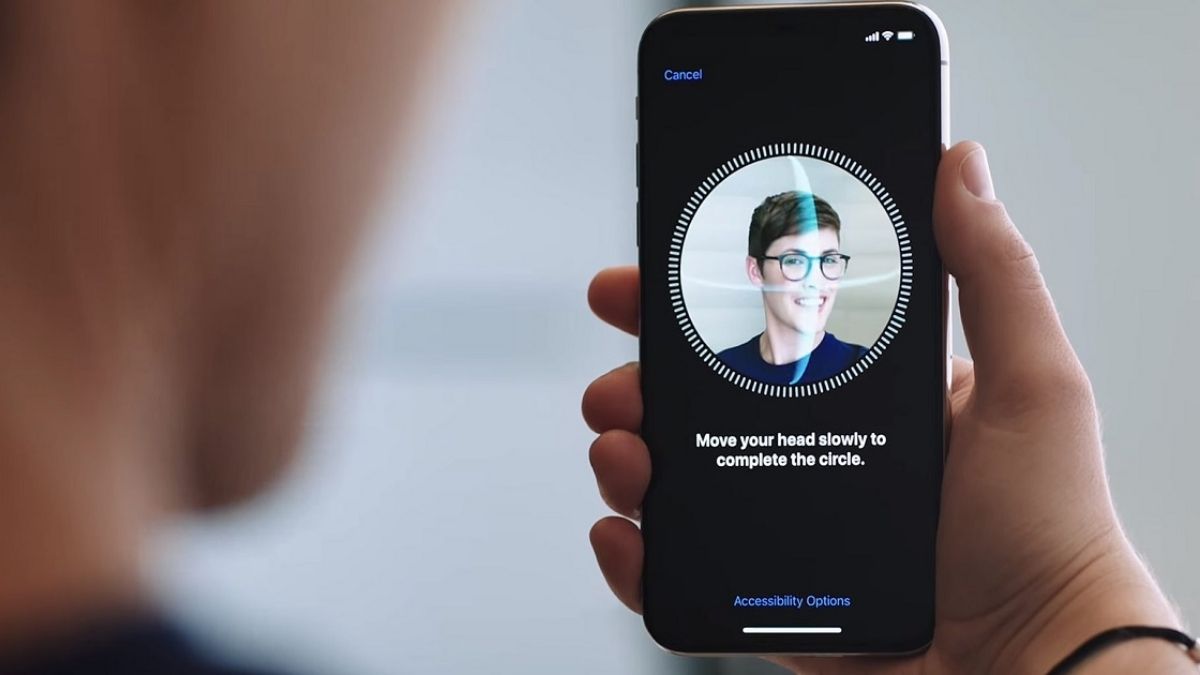 Iphone 12 Pro Max có lỗi gì không về Face ID? Lỗi thường do phần cứng cảm biến.