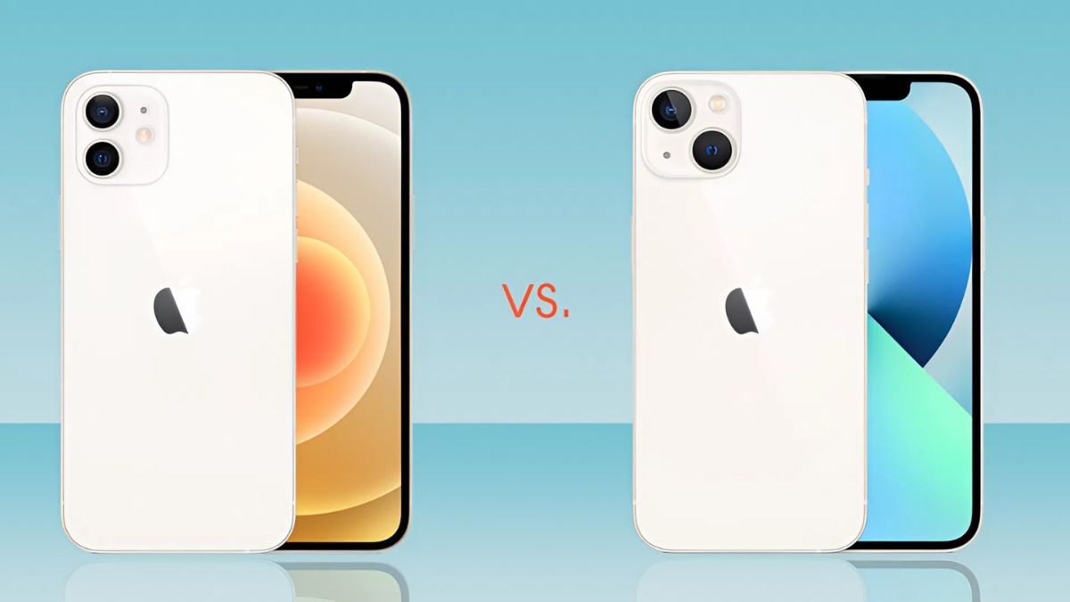 So sánh thông số màn hình iPhone 13 Pro Max và iPhone 12 Pro Max mặt lưng.