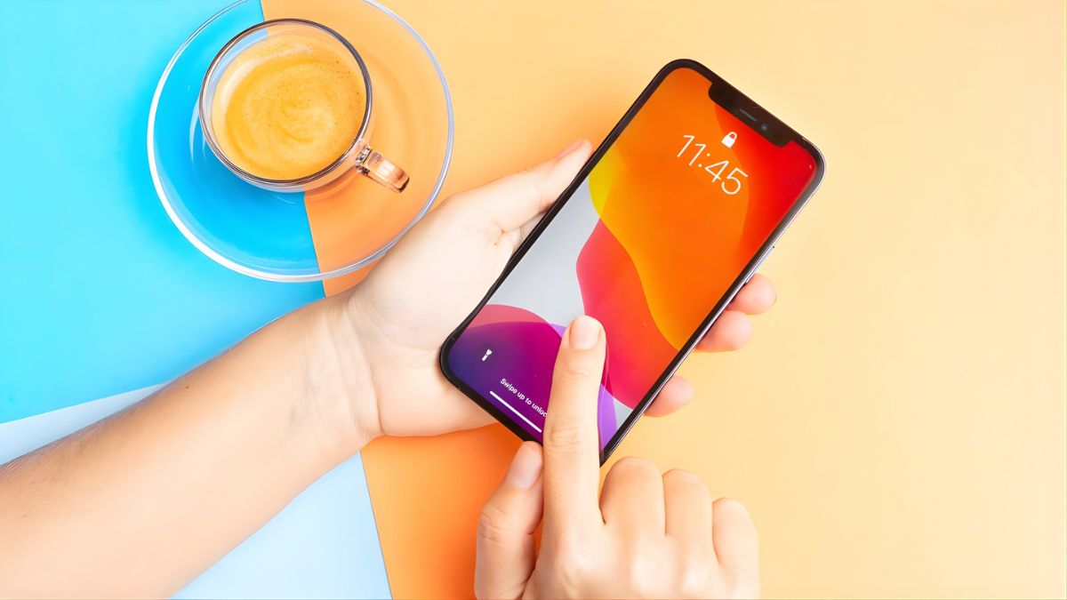 Hình ảnh màn hình Cài đặt, bật tính năng Làm mới ứng dụng trong nền và chế độ Low Power Mode để phòng ngừa lỗi đơ.