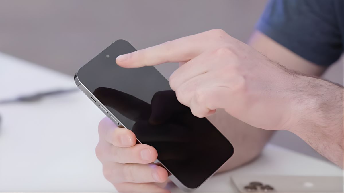 Nguyên nhân xung đột phần mềm khiến iphone tự tắt nguồn mở không lên