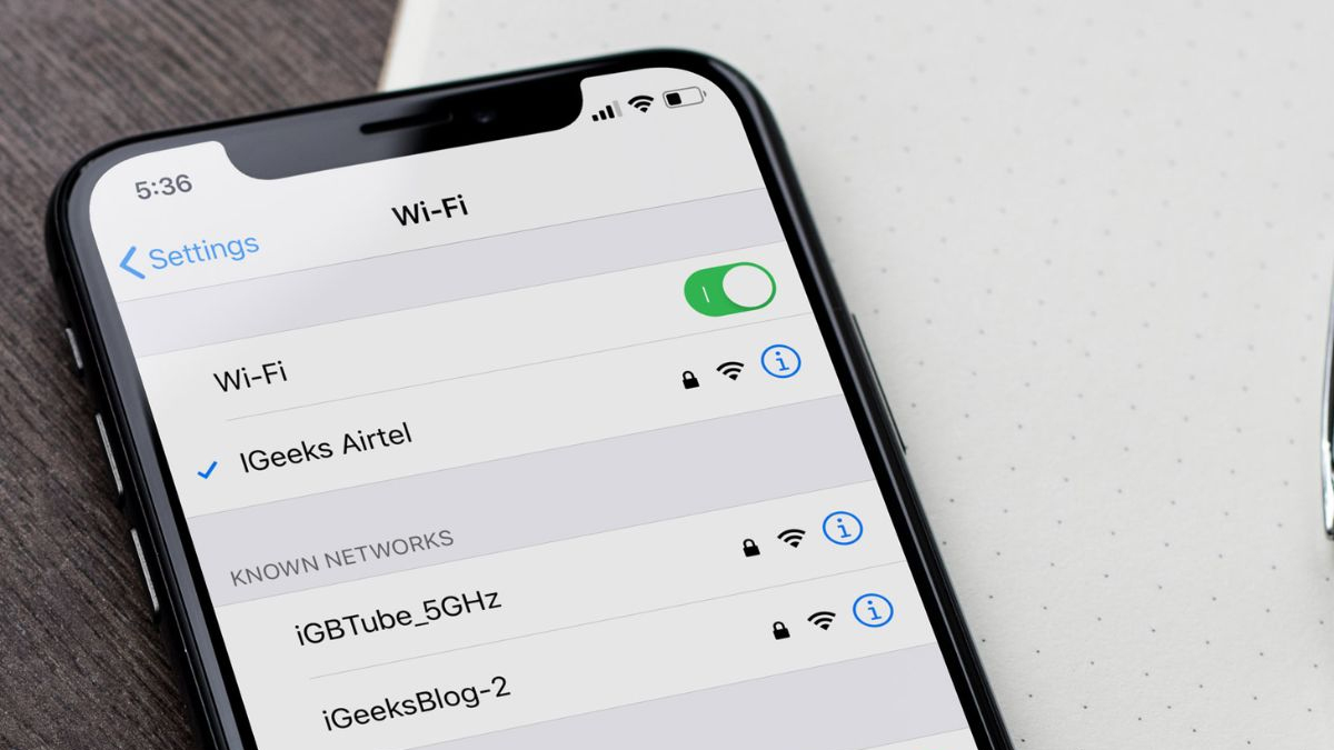 Biểu đồ sóng mạng minh họa dấu hiệu iphone bắt wifi yếu thường gặp