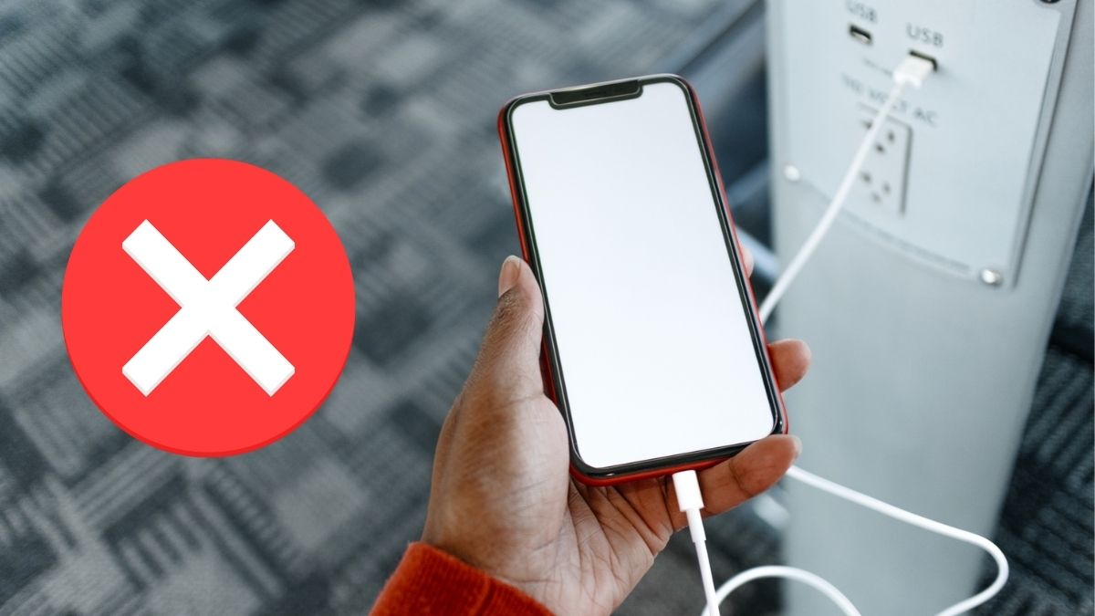 Hạn chế vừa sạc vừa dùng để phòng tránh iphone x bị hở viền màn hình.