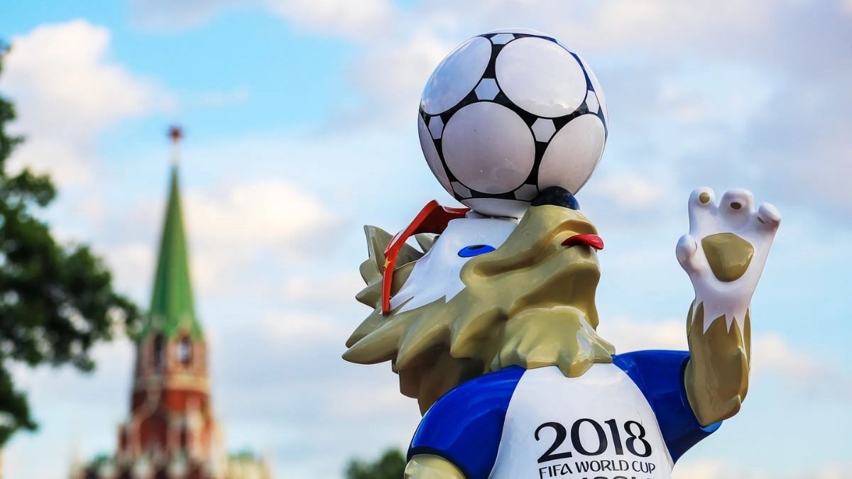 Sói Zabivaka năm 2018 nổi bật khi điểm danh linh vật world cup 2026.