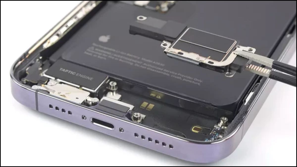 Mang iPhone đến trung tâm khi loa iphone 14 pro max bị nhỏ nghiêm trọng