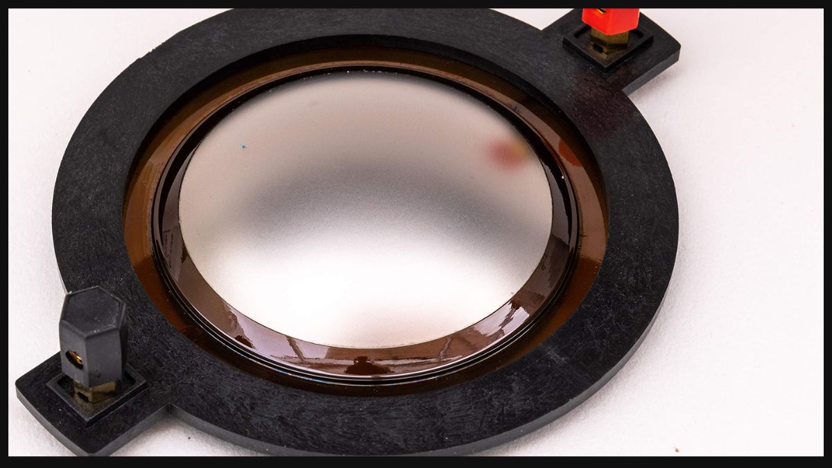 Cấu tạo chi tiết phần màng loa chính giúp tái tạo sóng âm.