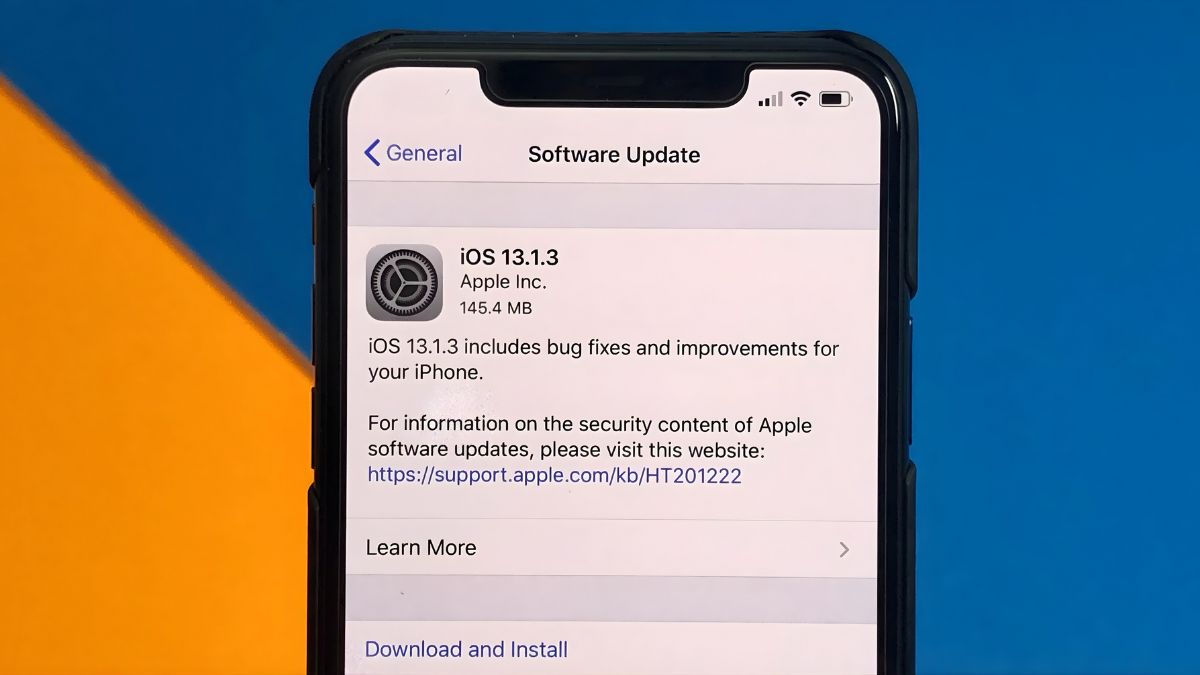 Màn hình Cài đặt chung > Cập nhật phần mềm, giải pháp khắc phục nút nguồn iPhone bị liệt do lỗi iOS.