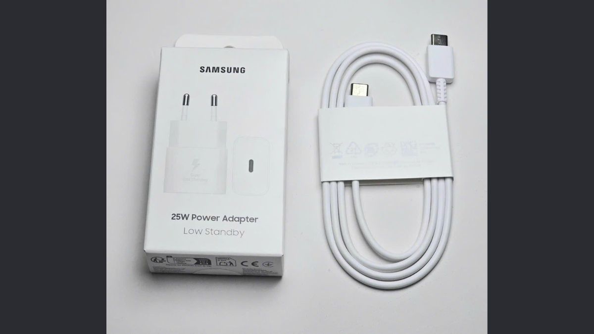sạc chính hãng và đúng cách để tránh pin lão hóa; tại sao điện thoại samsung nhanh hết pin